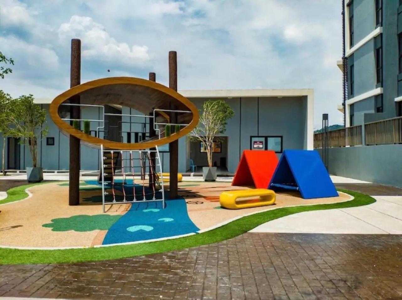 Le Pavilion Bandar Puteri Puchong Kültér fotó